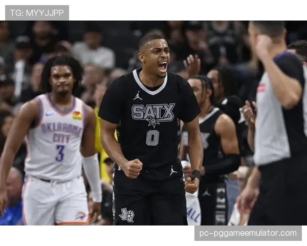 终场哨响，世界队文班亚马未能投中绝平三分，美国队险胜晋级